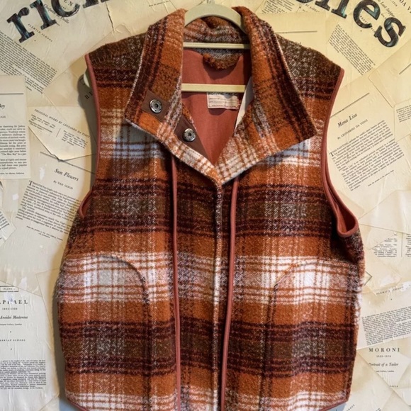 Free People Wrapped Up Blanket Vest We The Free Slouchy Button Front Plaid Rust - Picture 5 of 6